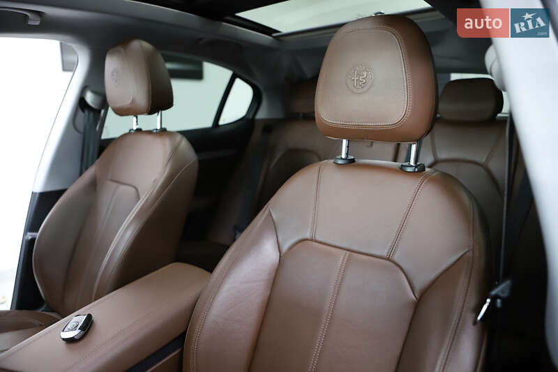 Позашляховик / Кросовер Alfa Romeo Stelvio 2018 в Дрогобичі