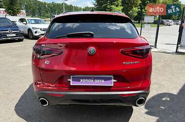 Внедорожник / Кроссовер Alfa Romeo Stelvio 2017 в 