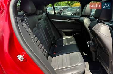 Внедорожник / Кроссовер Alfa Romeo Stelvio 2017 в 