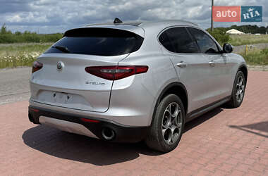 Внедорожник / Кроссовер Alfa Romeo Stelvio 2018 в 