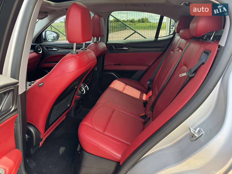 Внедорожник / Кроссовер Alfa Romeo Stelvio 2018 в Ровно фото 33 Внедорожник / Кроссовер Alfa Romeo Stelvio 2018 в Ровно