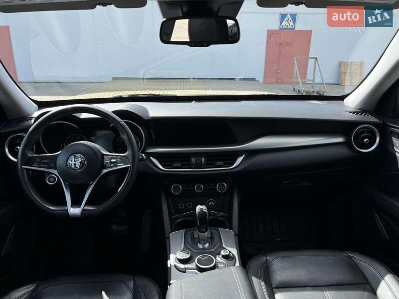 Внедорожник / Кроссовер Alfa Romeo Stelvio 2017 в Львове фото 19 Внедорожник / Кроссовер Alfa Romeo Stelvio 2017 в Львове