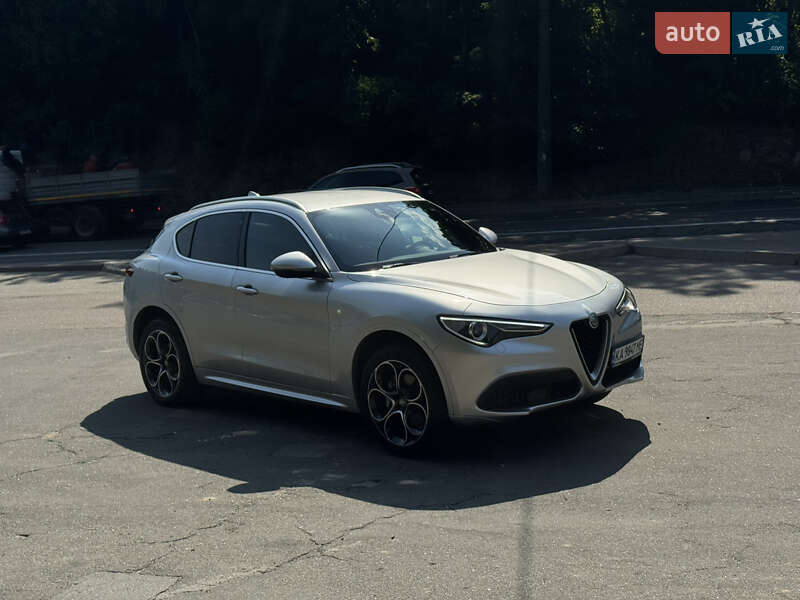 Внедорожник / Кроссовер Alfa Romeo Stelvio 2021 в Киеве