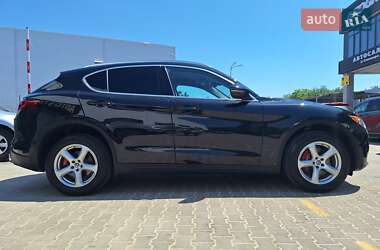 Внедорожник / Кроссовер Alfa Romeo Stelvio 2017 в 