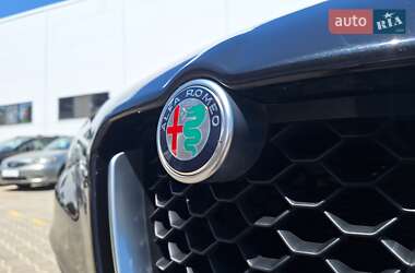 Внедорожник / Кроссовер Alfa Romeo Stelvio 2017 в 