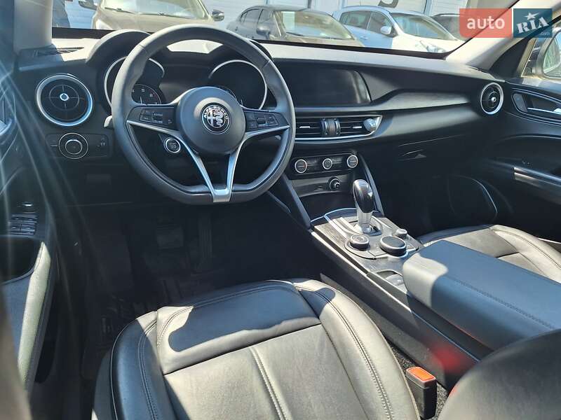 Внедорожник / Кроссовер Alfa Romeo Stelvio 2017 в Одессе