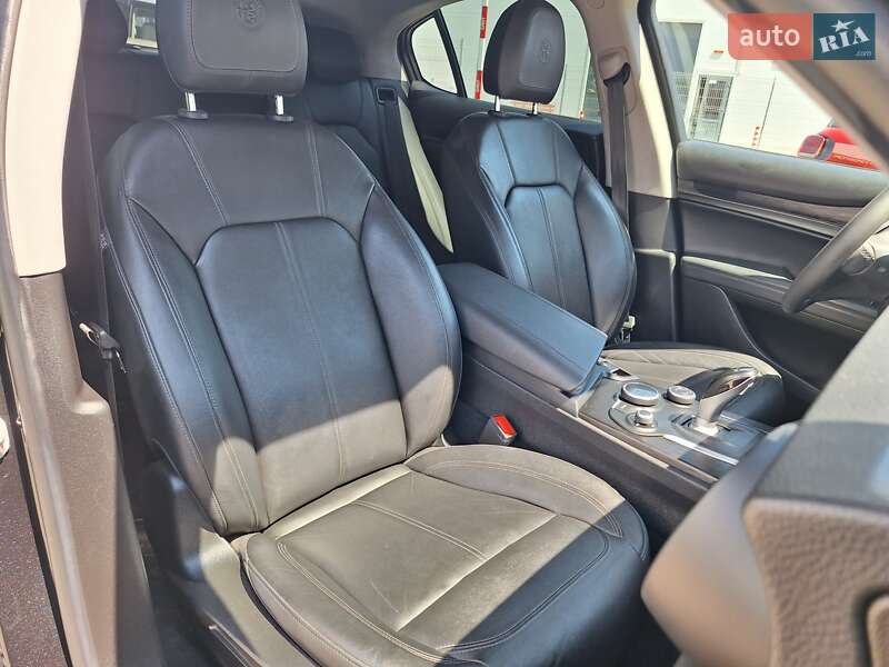 Внедорожник / Кроссовер Alfa Romeo Stelvio 2017 в Одессе