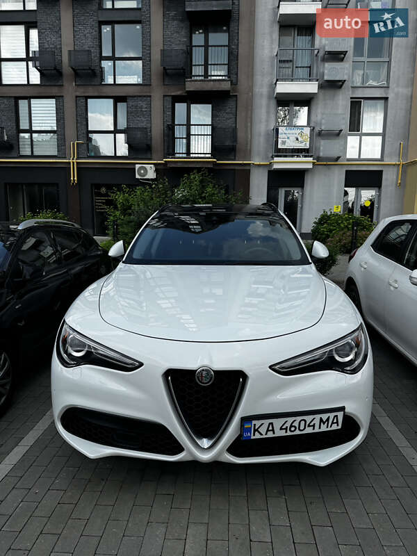 Alfa Romeo Stelvio 2018