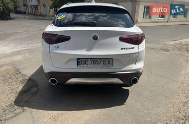 Внедорожник / Кроссовер Alfa Romeo Stelvio 2018 в 