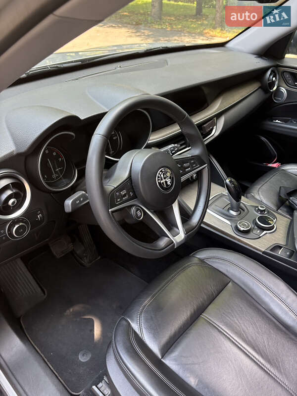 Позашляховик / Кросовер Alfa Romeo Stelvio 2017 в Львові