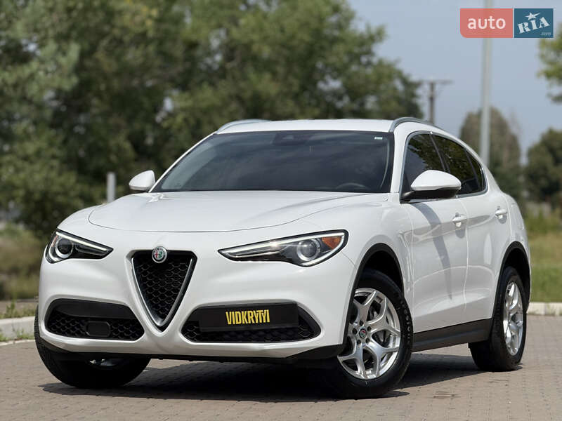 Alfa Romeo Stelvio 2020