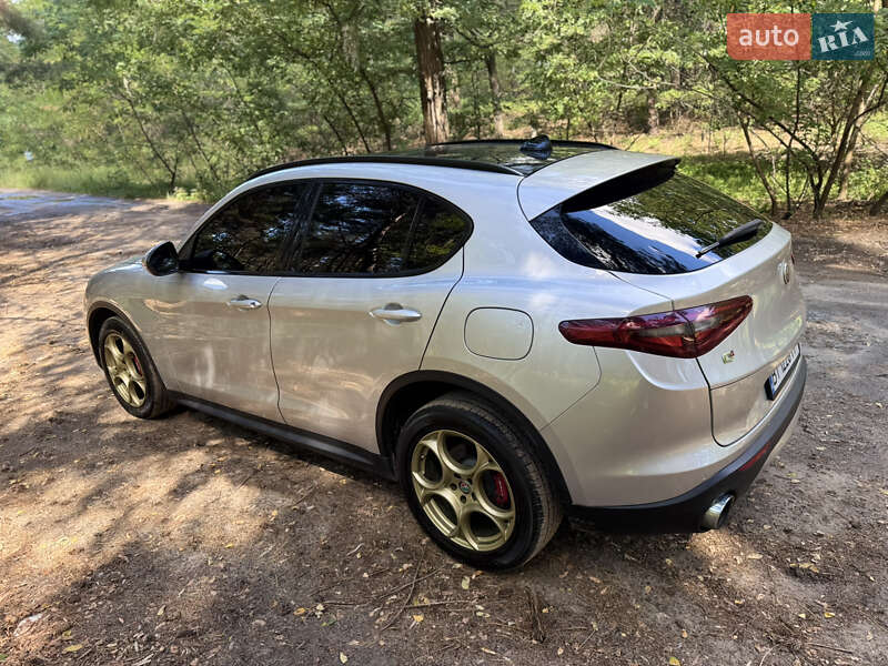 Позашляховик / Кросовер Alfa Romeo Stelvio 2017 в Кременчуці