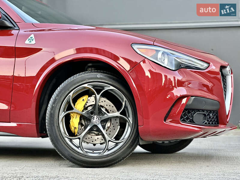 Позашляховик / Кросовер Alfa Romeo Stelvio 2018 в Києві