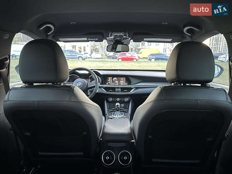 Позашляховик / Кросовер Alfa Romeo Stelvio 2018 в Києві