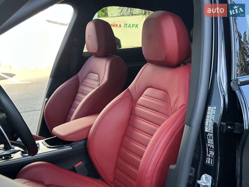 Внедорожник / Кроссовер Alfa Romeo Stelvio 2023 в Киеве