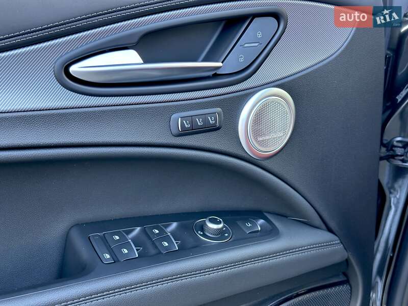 Внедорожник / Кроссовер Alfa Romeo Stelvio 2023 в Киеве