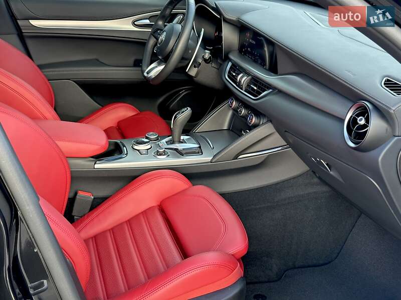 Внедорожник / Кроссовер Alfa Romeo Stelvio 2023 в Киеве