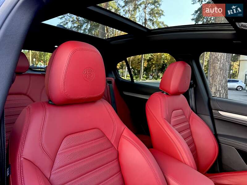 Внедорожник / Кроссовер Alfa Romeo Stelvio 2023 в Киеве