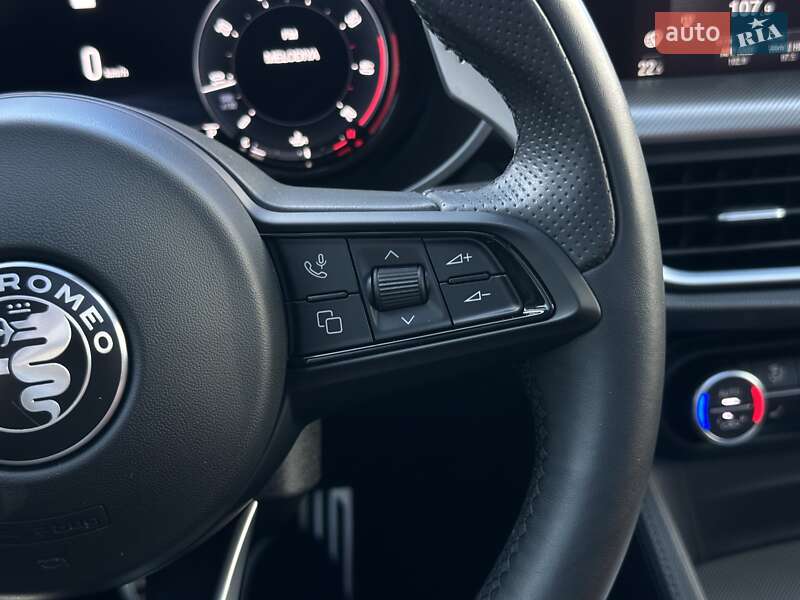 Внедорожник / Кроссовер Alfa Romeo Stelvio 2023 в Киеве