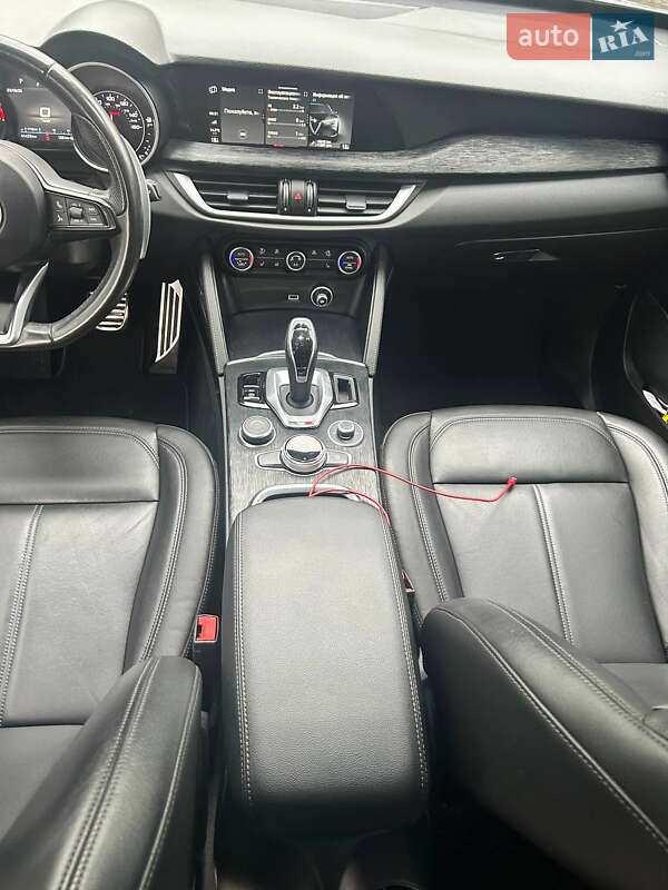 Внедорожник / Кроссовер Alfa Romeo Stelvio 2021 в Львове