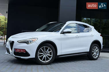 Внедорожник / Кроссовер Alfa Romeo Stelvio 2017 в 