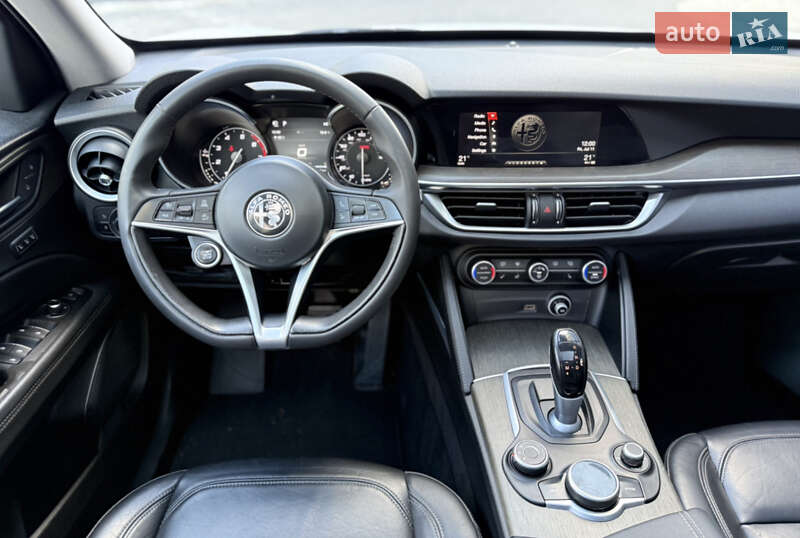 Внедорожник / Кроссовер Alfa Romeo Stelvio 2017 в Львове