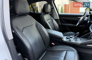 Внедорожник / Кроссовер Alfa Romeo Stelvio 2017 в 