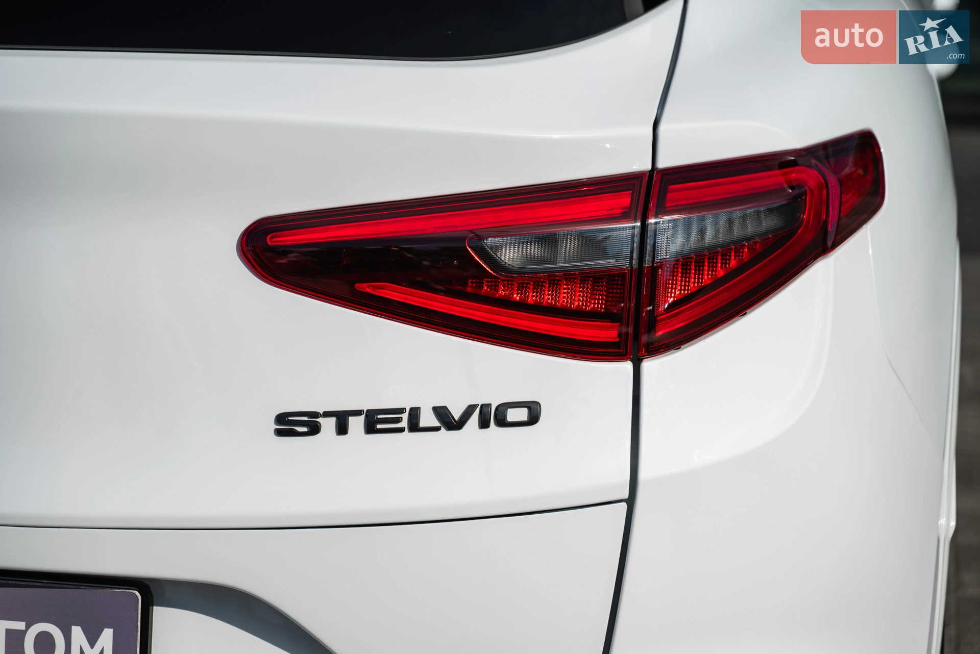 2021 Alfa Romeo Stelvio - мініатюра 45