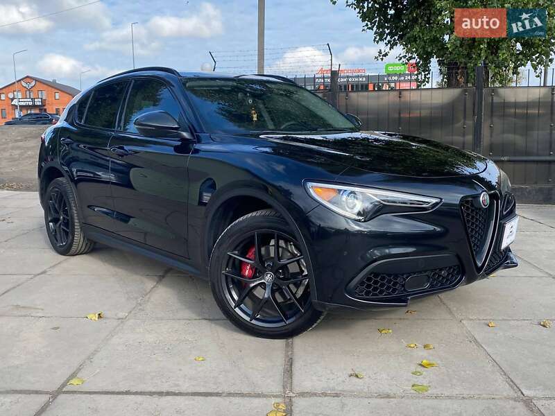 Внедорожник / Кроссовер Alfa Romeo Stelvio 2019 в 
