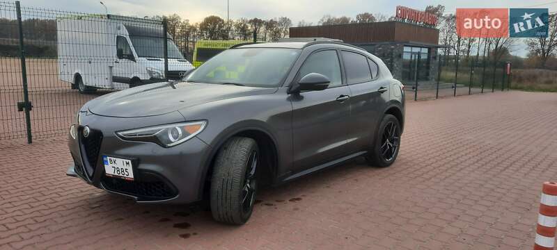 Внедорожник / Кроссовер Alfa Romeo Stelvio 2019 в Ровно фото 2 Внедорожник / Кроссовер Alfa Romeo Stelvio 2019 в Ровно