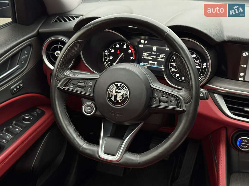 Внедорожник / Кроссовер Alfa Romeo Stelvio 2020 в Киеве фото 28 Внедорожник / Кроссовер Alfa Romeo Stelvio 2020 в Киеве