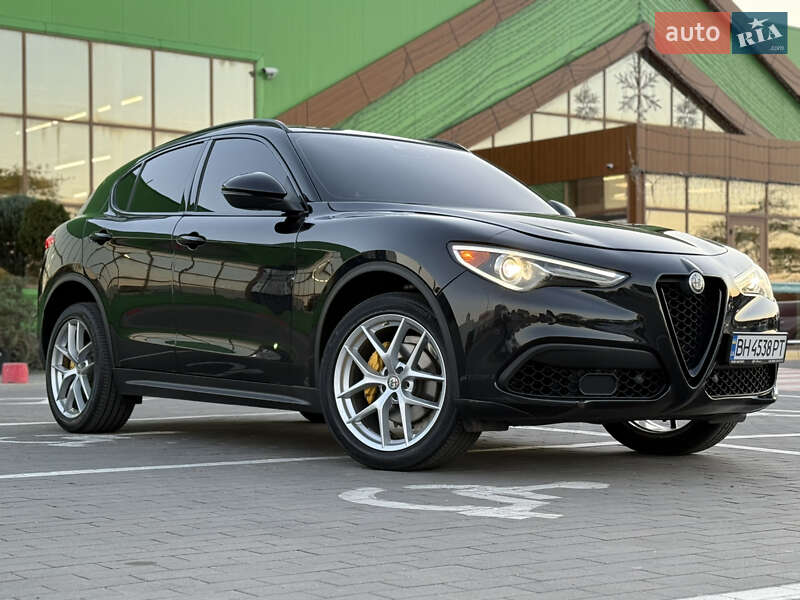 Позашляховик / Кросовер Alfa Romeo Stelvio 2017 в Одесі фото 12 Позашляховик / Кросовер Alfa Romeo Stelvio 2017 в Одесі