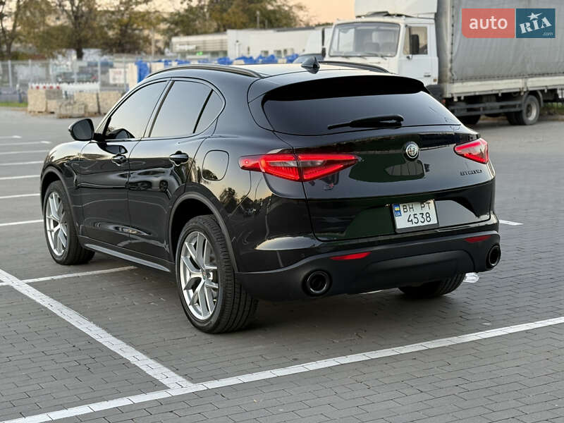 Позашляховик / Кросовер Alfa Romeo Stelvio 2017 в Одесі фото 41 Позашляховик / Кросовер Alfa Romeo Stelvio 2017 в Одесі