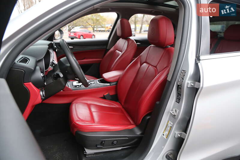 Внедорожник / Кроссовер Alfa Romeo Stelvio 2020 в Киеве