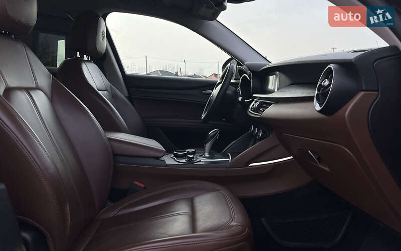 Внедорожник / Кроссовер Alfa Romeo Stelvio 2017 в Коломые фото 9 Внедорожник / Кроссовер Alfa Romeo Stelvio 2017 в Коломые