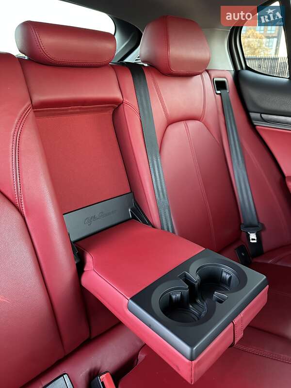 Внедорожник / Кроссовер Alfa Romeo Stelvio 2018 в Белогородке