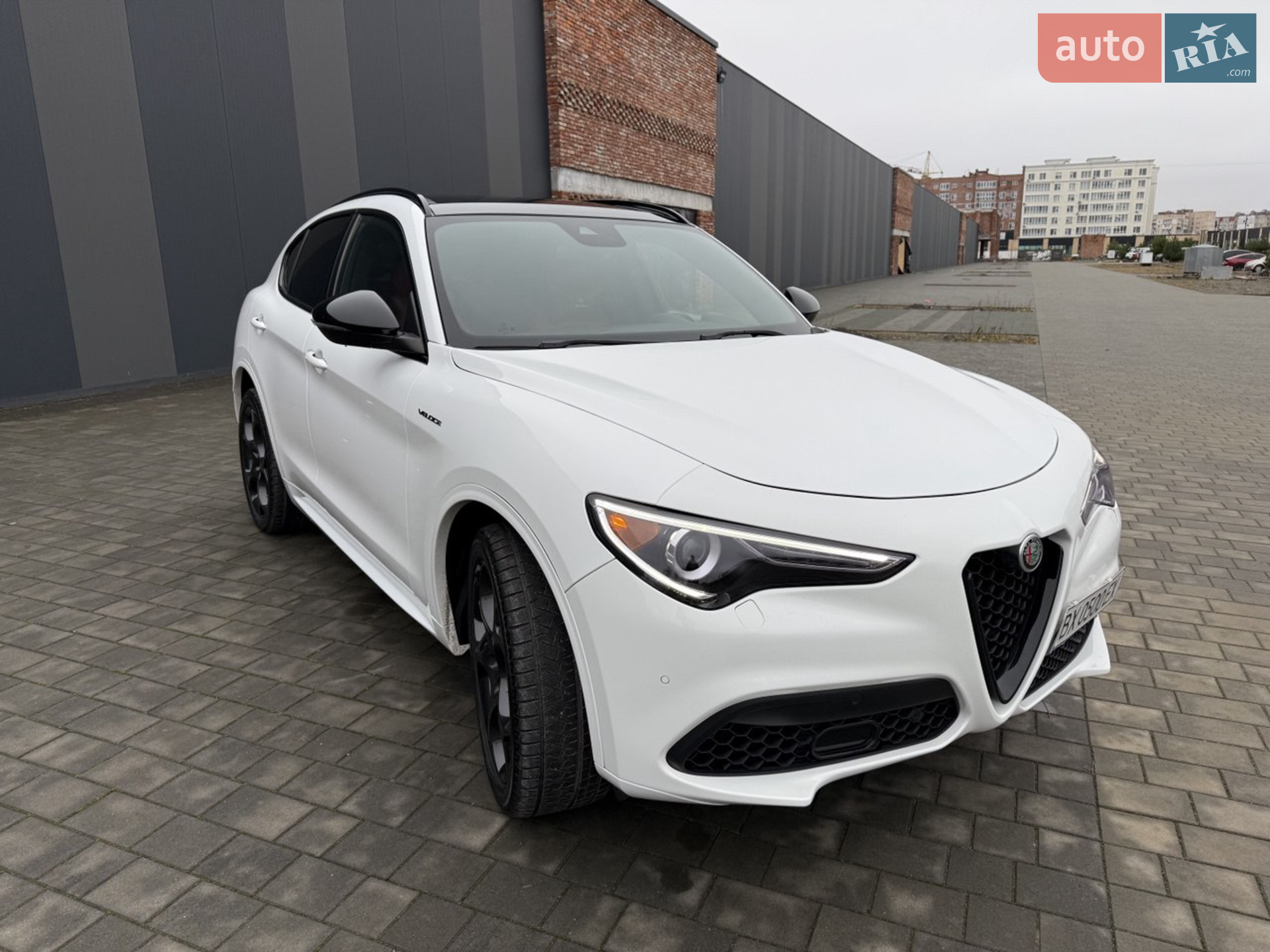 2022 Alfa Romeo Stelvio - мініатюра 3