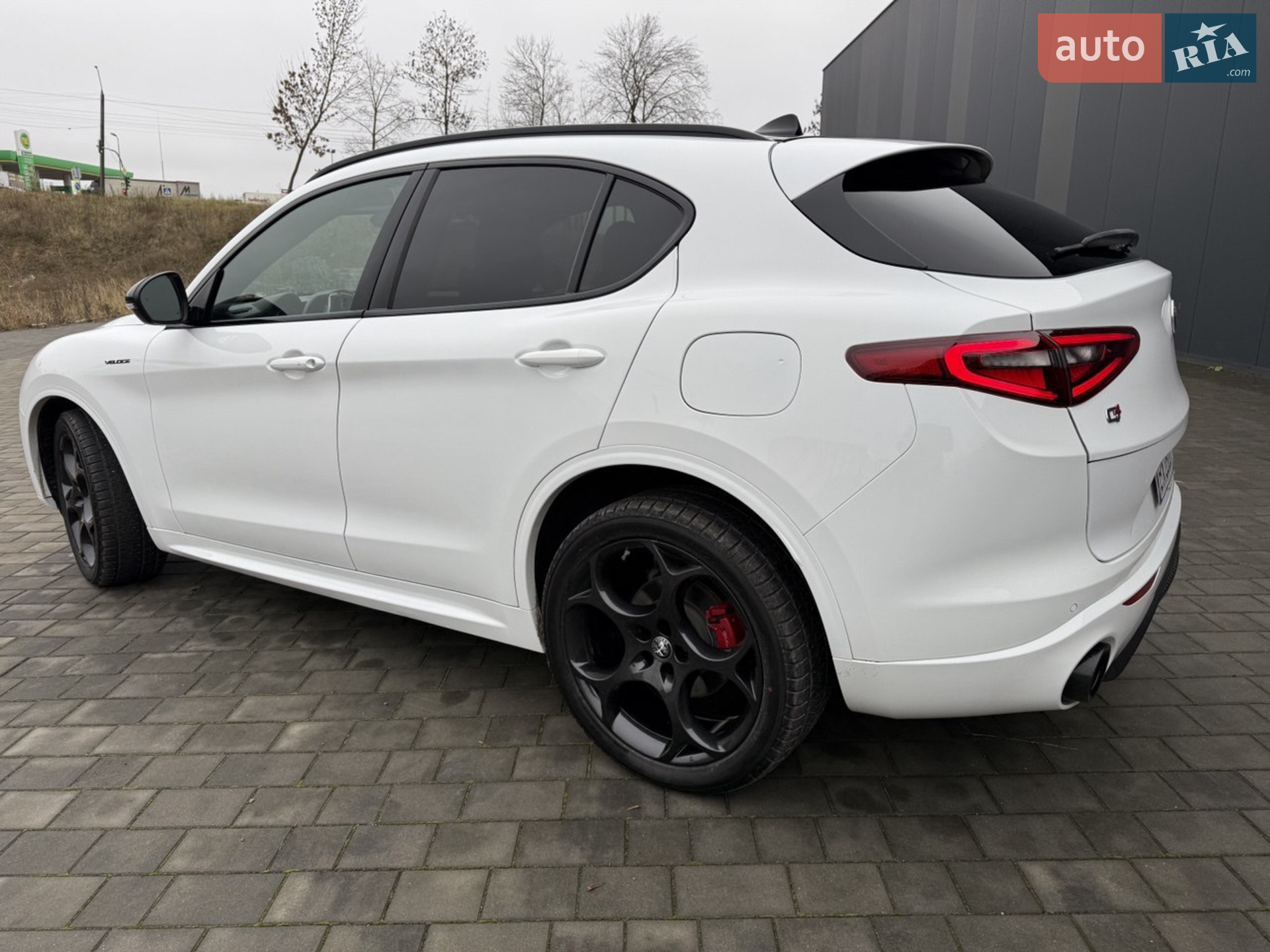2022 Alfa Romeo Stelvio - мініатюра 9