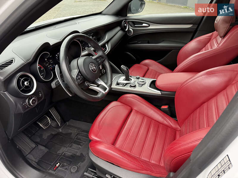 Внедорожник / Кроссовер Alfa Romeo Stelvio 2022 в Хмельницком