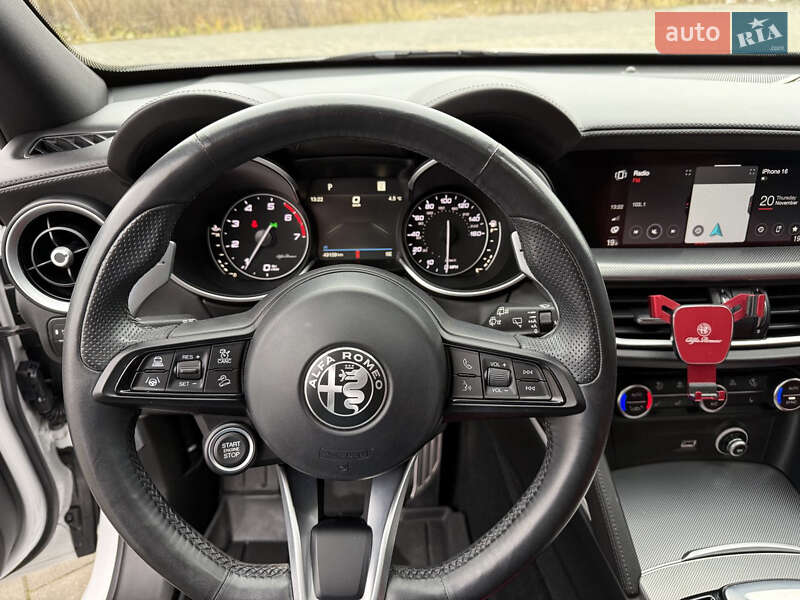 Внедорожник / Кроссовер Alfa Romeo Stelvio 2022 в Хмельницком