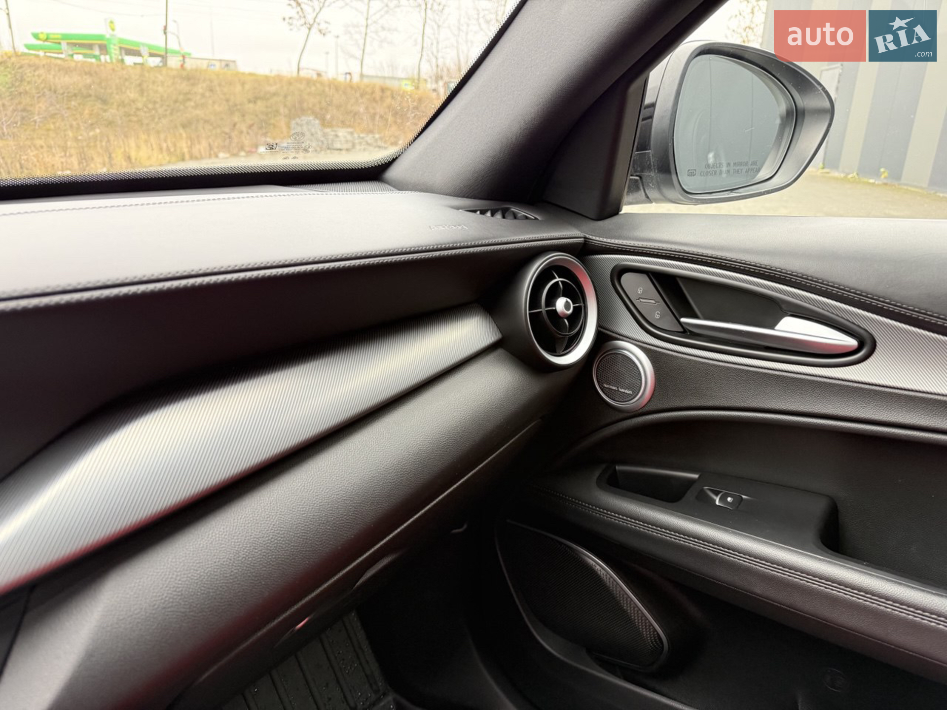 2022 Alfa Romeo Stelvio - мініатюра 19