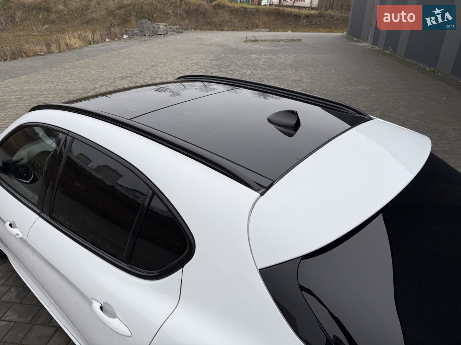2022 Alfa Romeo Stelvio - мініатюра 27