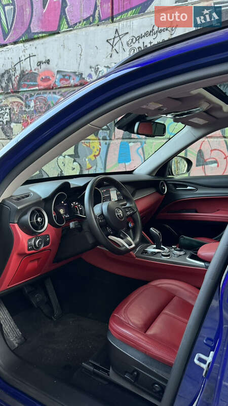 Внедорожник / Кроссовер Alfa Romeo Stelvio 2021 в Одессе фото 7 Внедорожник / Кроссовер Alfa Romeo Stelvio 2021 в Одессе