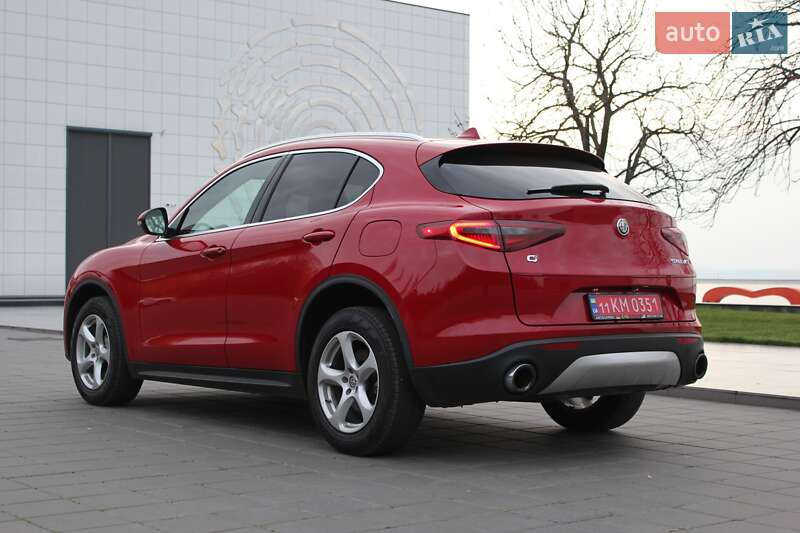 Позашляховик / Кросовер Alfa Romeo Stelvio 2018 в Світловодську