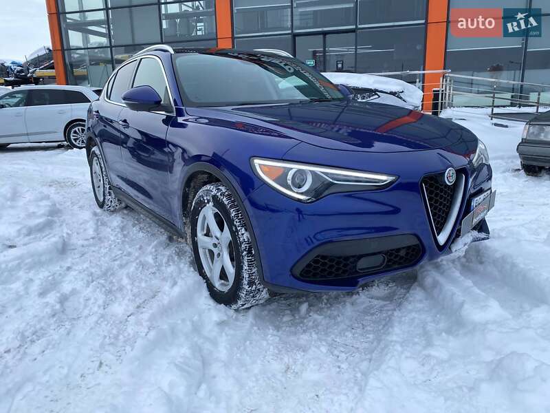 Alfa Romeo Stelvio 2020