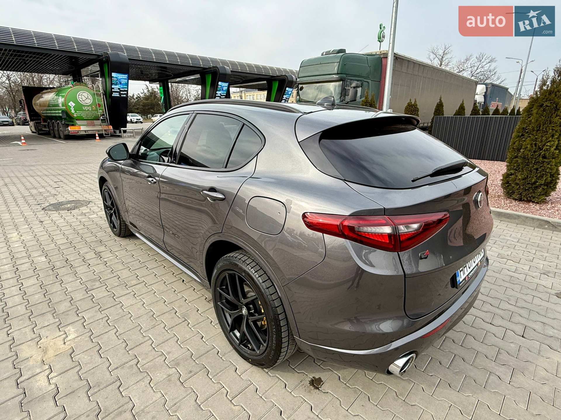 2021 Alfa Romeo Stelvio - мініатюра 28
