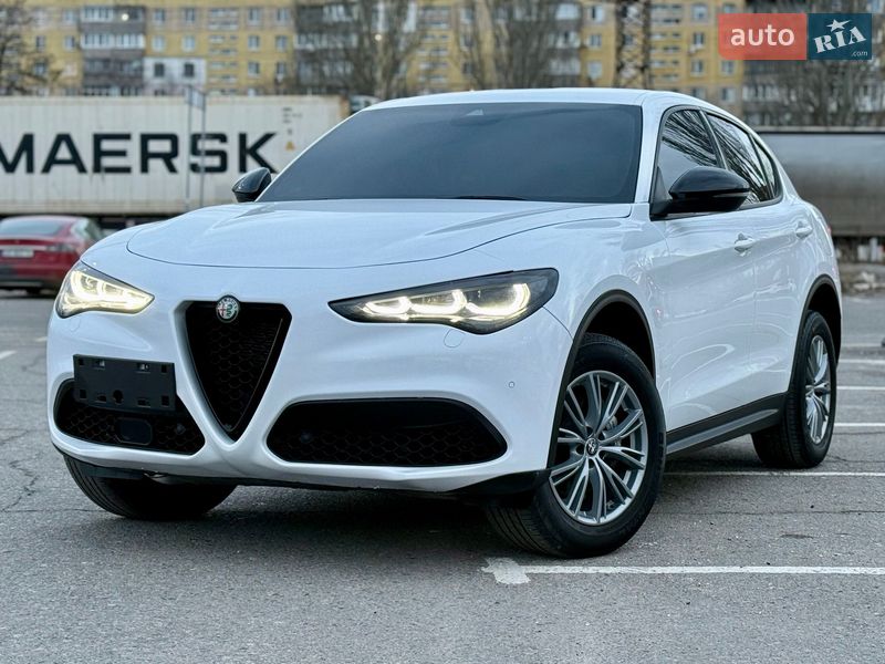 Alfa Romeo Stelvio 2024