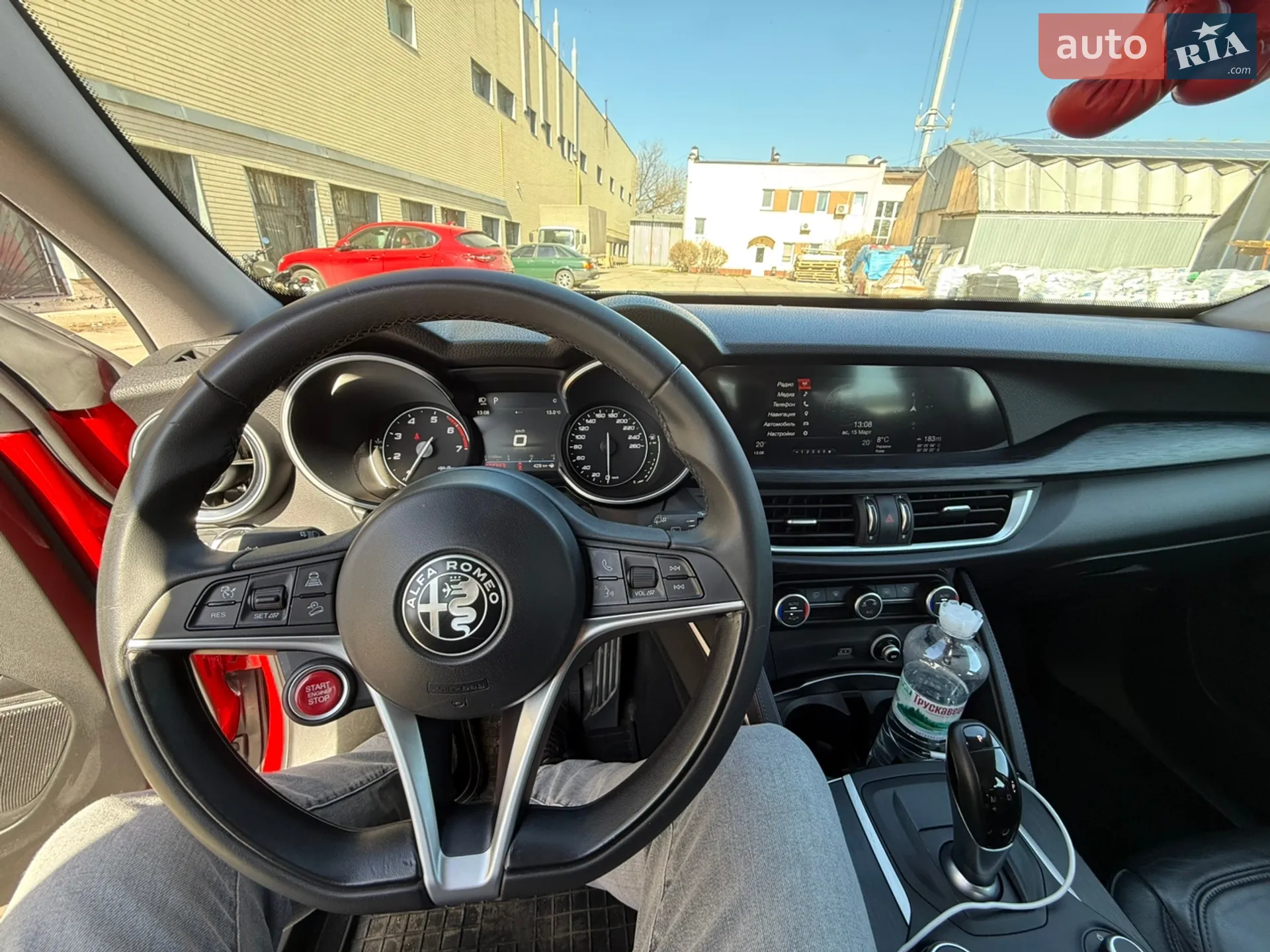 2018 Alfa Romeo Stelvio - мініатюра 16