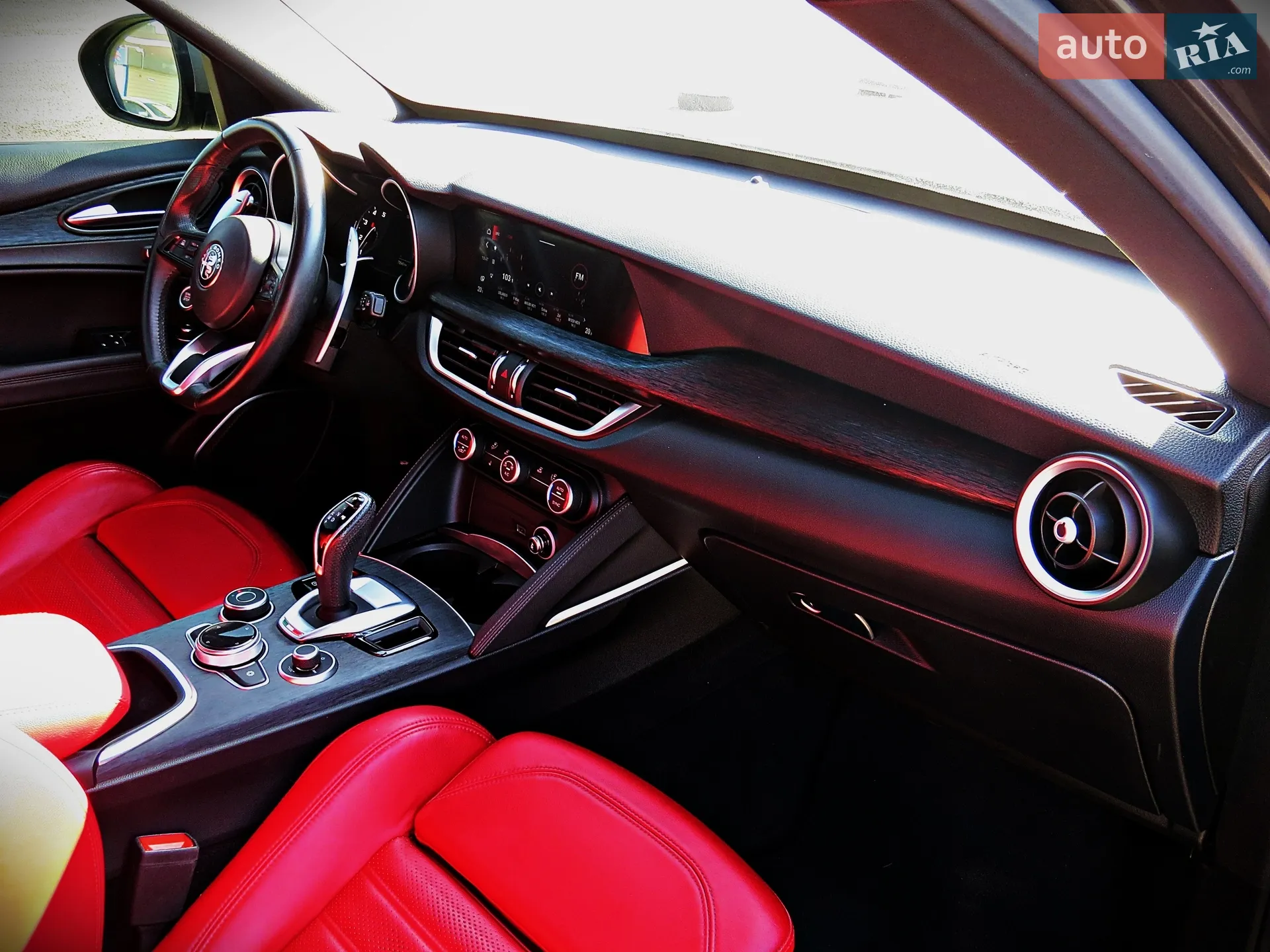 2021 Alfa Romeo Stelvio - мініатюра 25