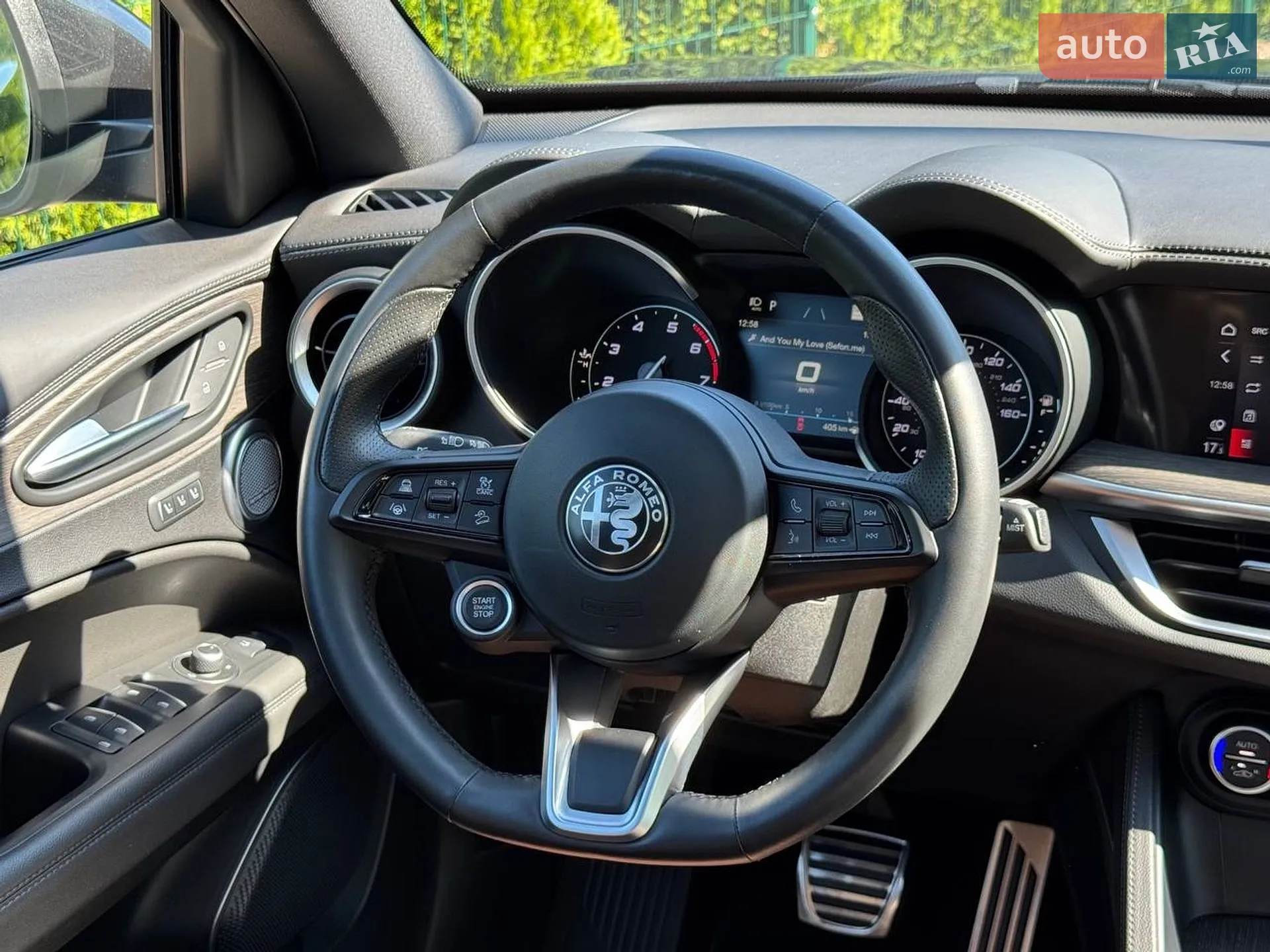 2022 Alfa Romeo Stelvio - мініатюра 26
